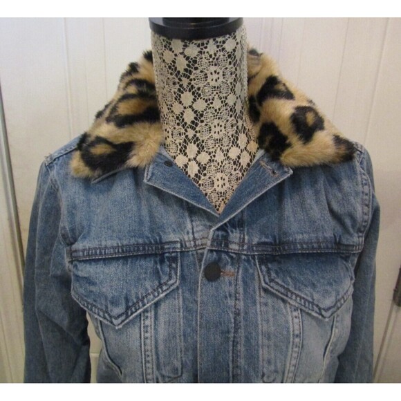 DL 1961 Clyde Classic Trucker Jean Jacket NWT Leopard Fur Collar Retail $249 S - Picture 5 of 11